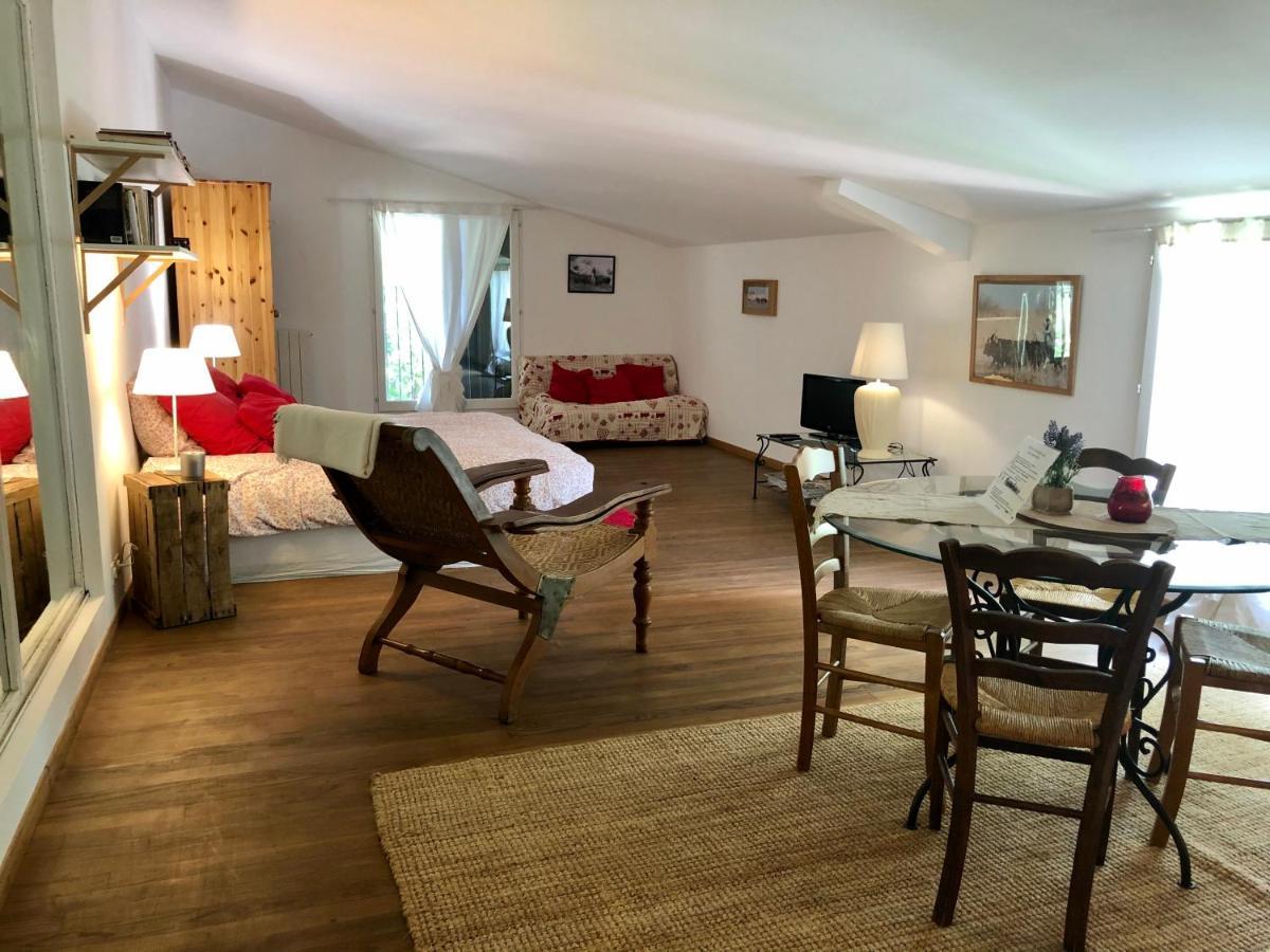 Mas Du Pont De Laute Villa Le Cailar Eksteriør bilde